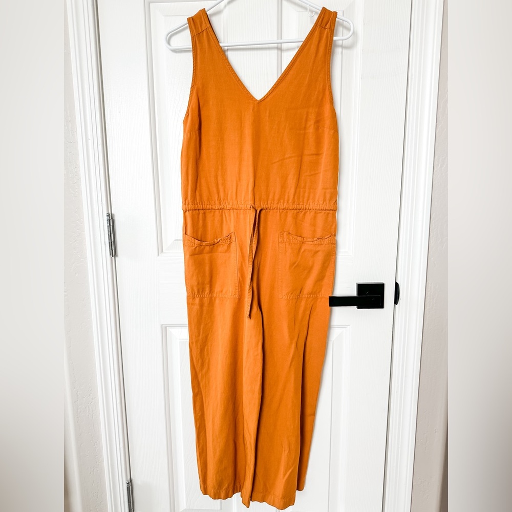 OLD NAVY Camel Colored Women’s Jumpsuit-Medium